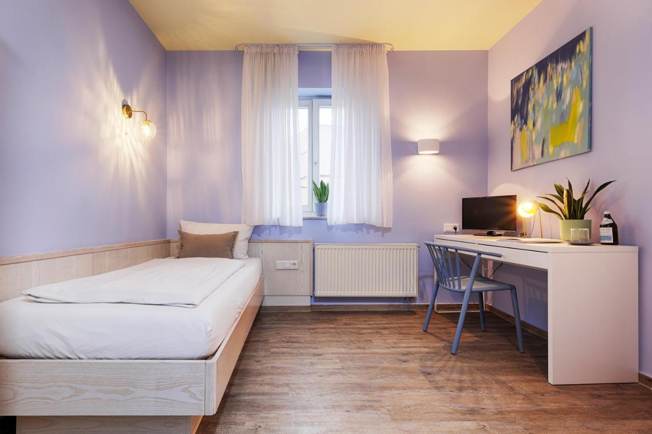 Hotel Kunterbunt In Wuerzburger Innenstadt Екстер'єр фото
