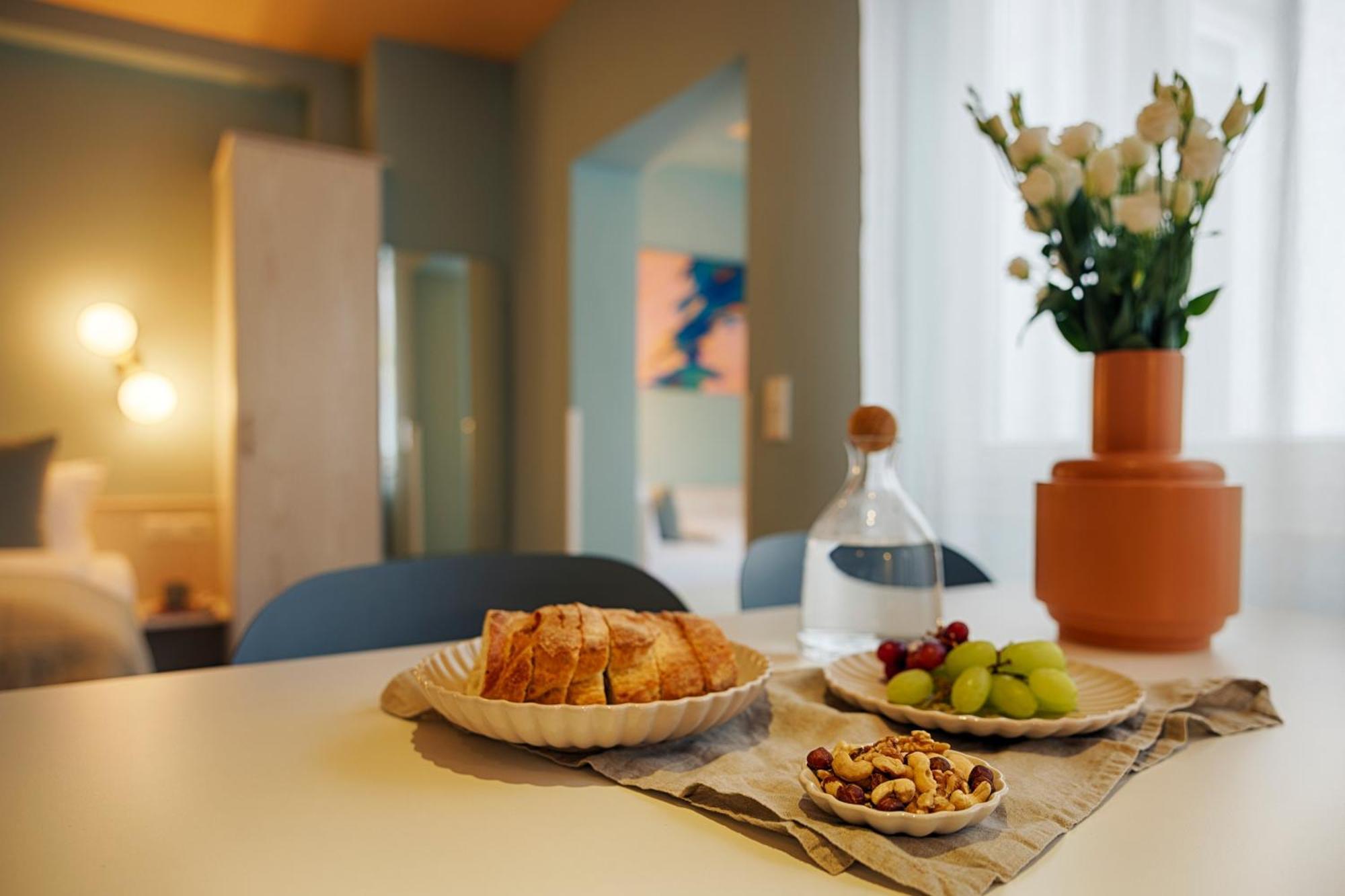 Hotel Kunterbunt In Wuerzburger Innenstadt Екстер'єр фото