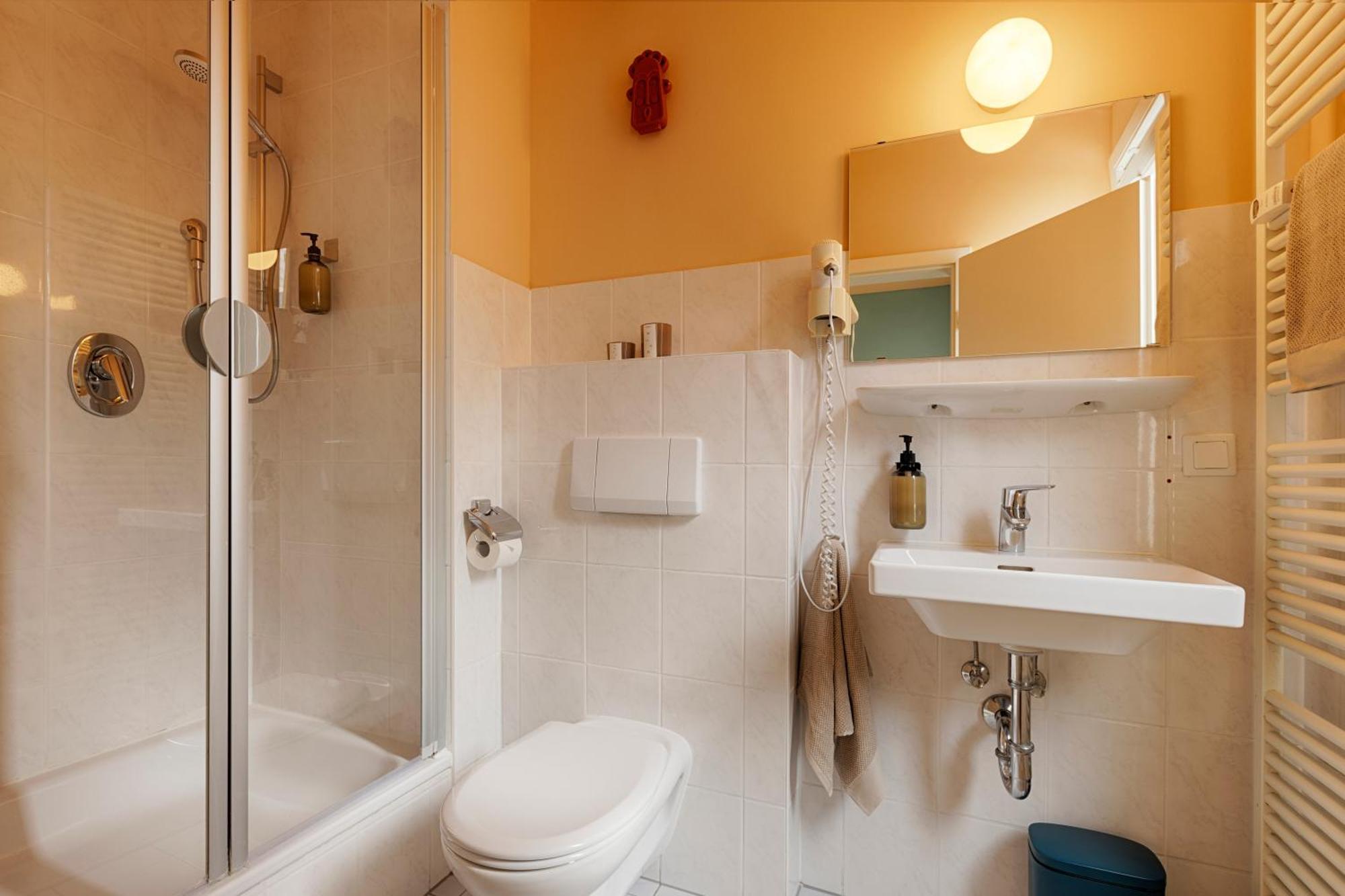 Hotel Kunterbunt In Wuerzburger Innenstadt Екстер'єр фото