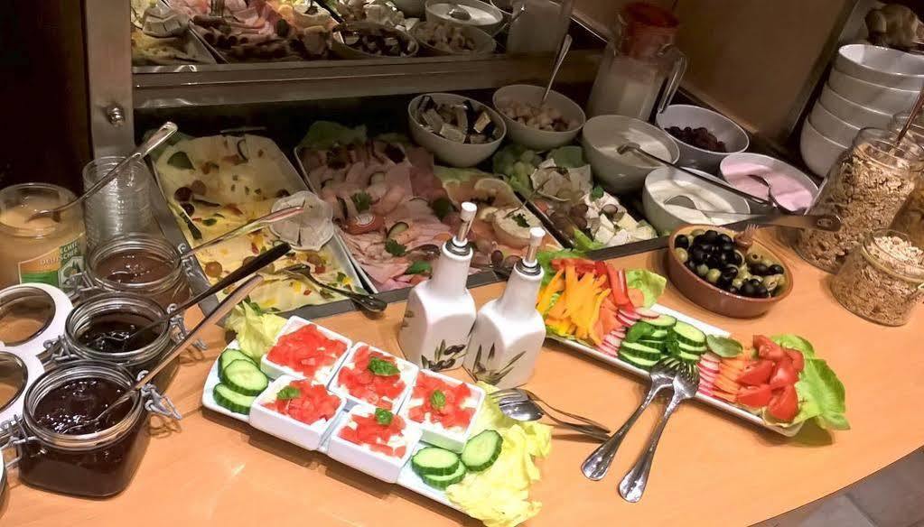 Hotel Kunterbunt In Wuerzburger Innenstadt Екстер'єр фото