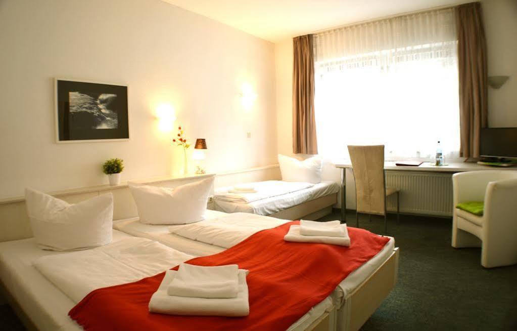 Hotel Kunterbunt In Wuerzburger Innenstadt Екстер'єр фото